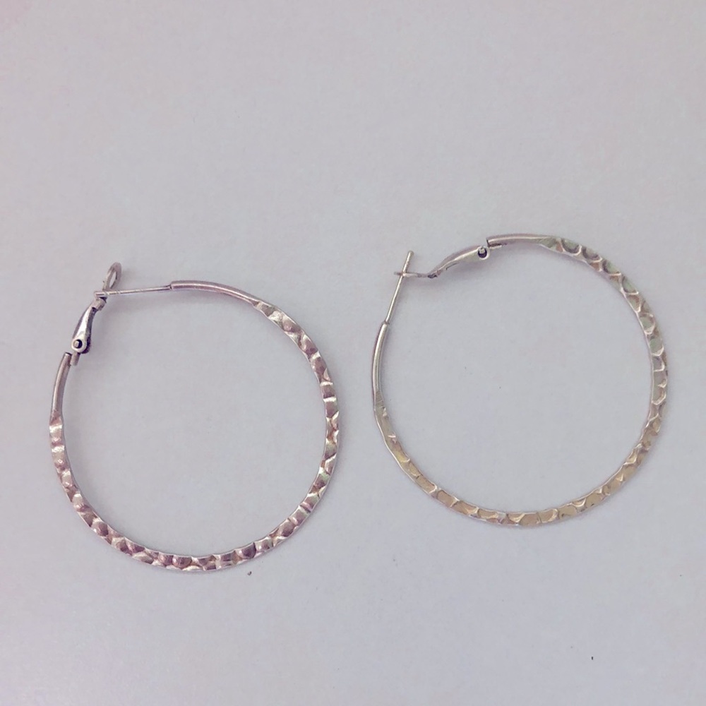 ❤️3/$29 Sterling silver hoops